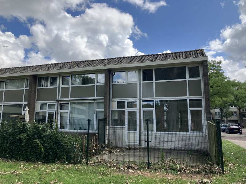 Carry van Bruggenstraat 1