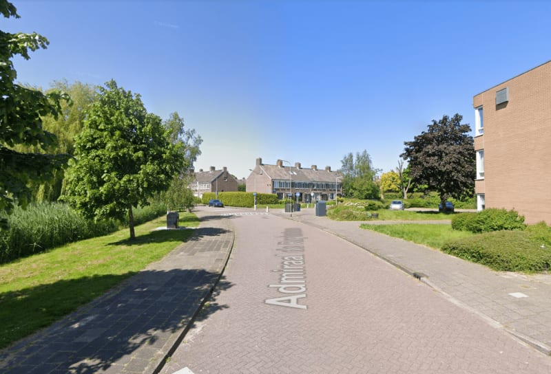 Admiraal de Ruyterlaan 148