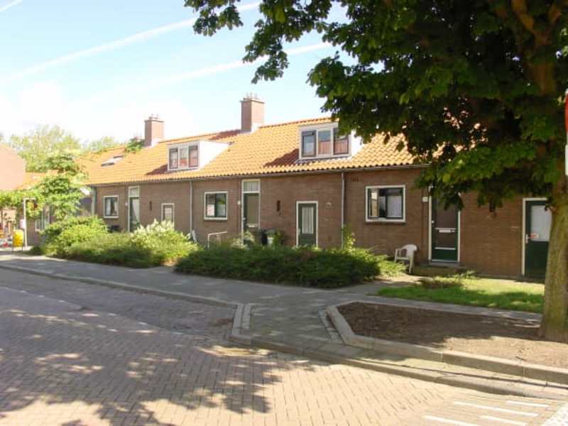 Kastanjelaan 35, 2951 BK Alblasserdam, Nederland