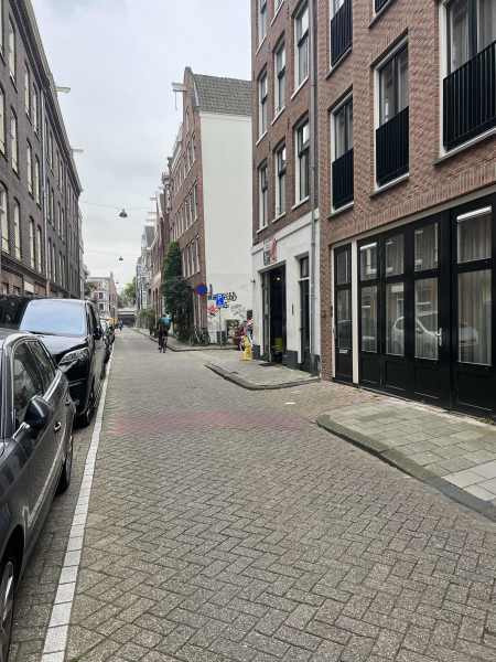 Grote Bickersstraat 36