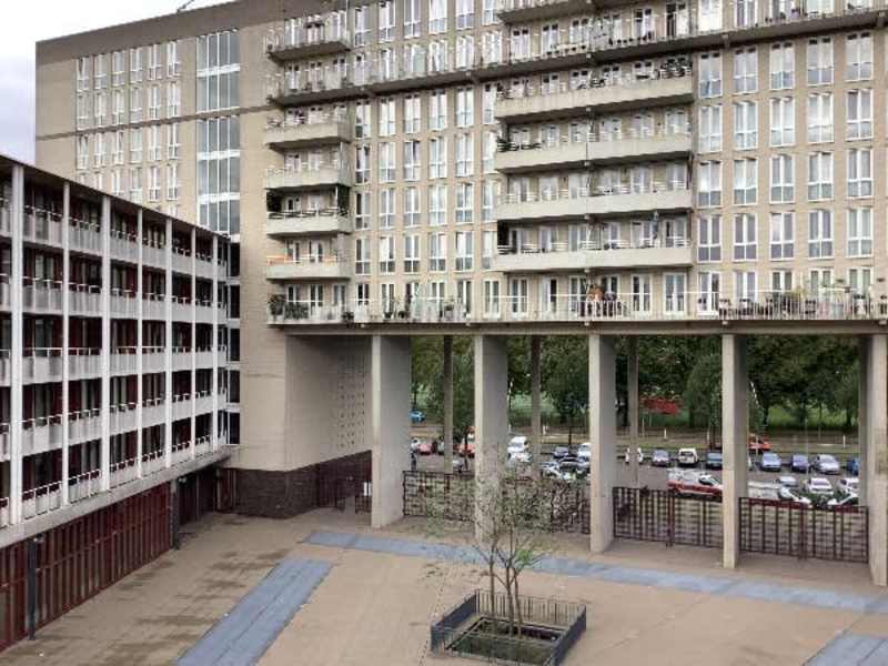 President Allendelaan 481