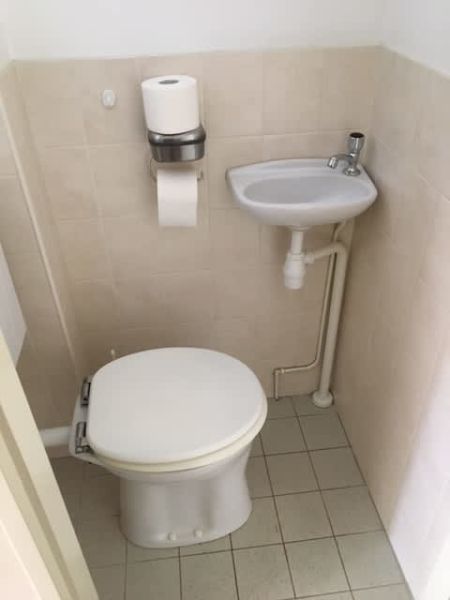 C.J. der Kinderenplein 13