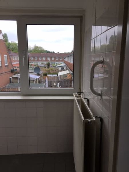 C.J. der Kinderenplein 13