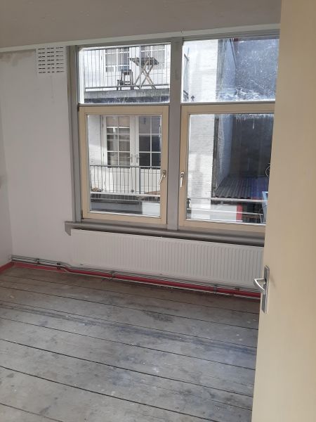 Eerste van der Helststraat 25