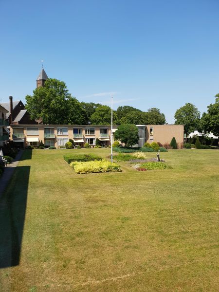 Oranje Nassauplein 50, 1272 KS Huizen, Nederland