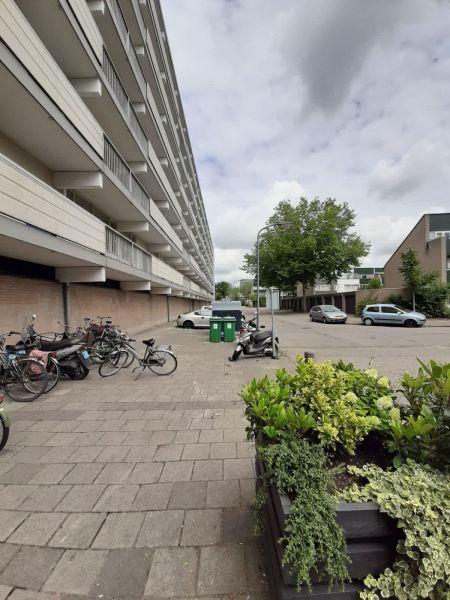 Jan van Zutphenstraat 106