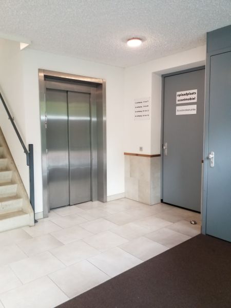 Van Lijnden van Hemmenstraat 89