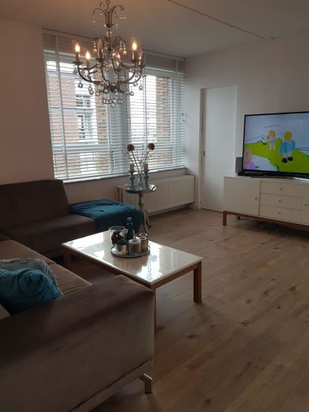 Pieter Oosterhuisstraat 120