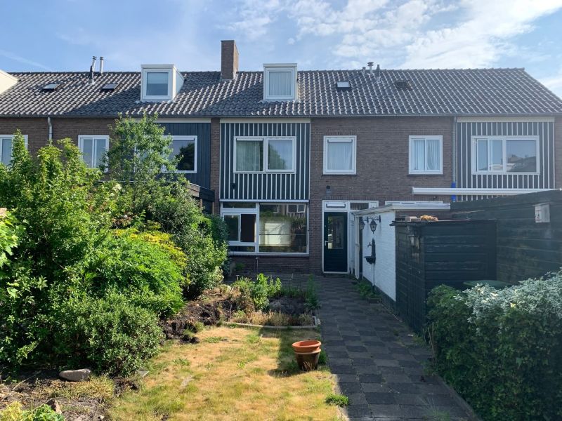 Meester J. Heemskerkstraat 3