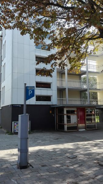 H. Cleyndertweg 34, 1025 EG Amsterdam, Nederland