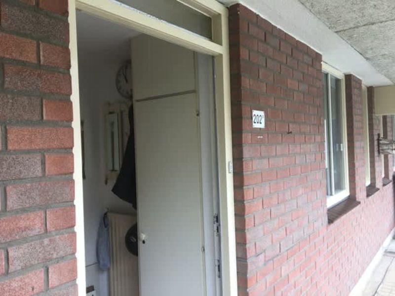 Van Hallstraat 202F, 1051 HL Amsterdam, Nederland