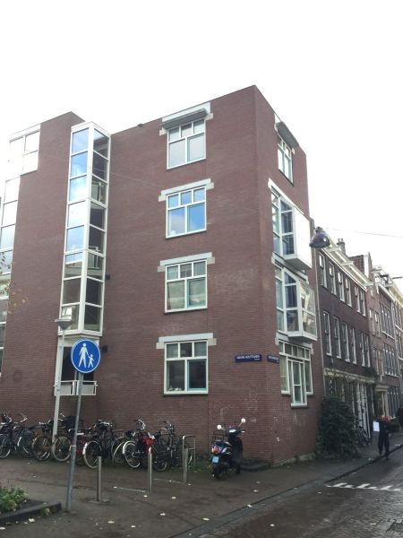 Nieuwe Houttuinen 37, 1013 DA Amsterdam, Nederland