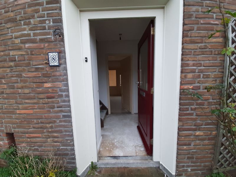 A.J. van der Moolenstraat 8