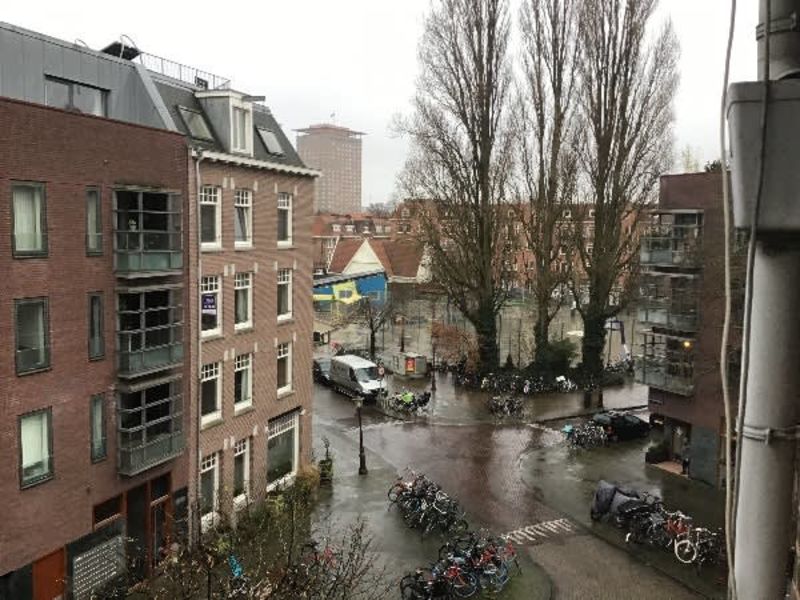 Tolstraat 25, 1073 SC Amsterdam, Nederland
