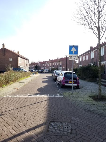 Doctor S. Wartenalaan 4