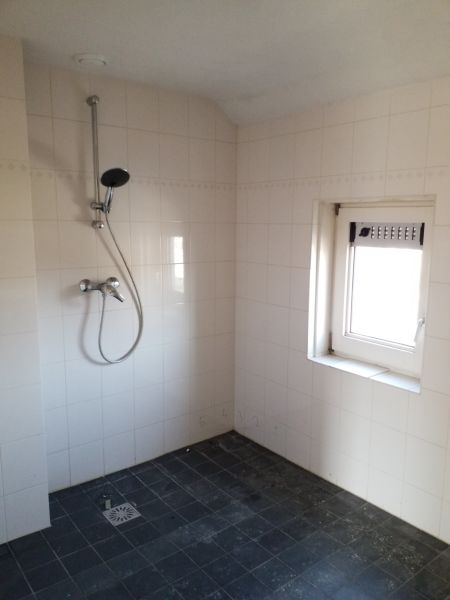 Doctor S. Wartenalaan 4