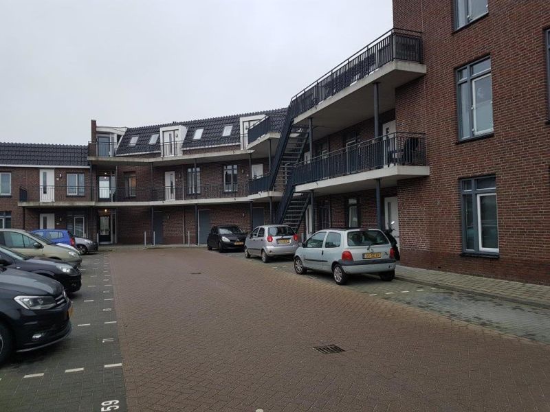 Bloemenwaard 69