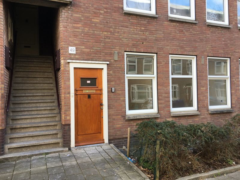 Bernissestraat 49II, 1079 ZV Amsterdam, Nederland