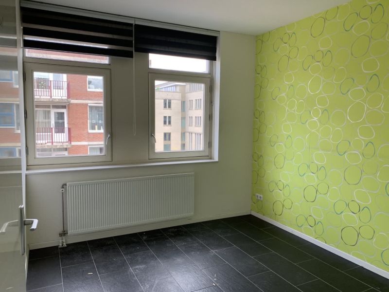 Schooldwarsstraat 84