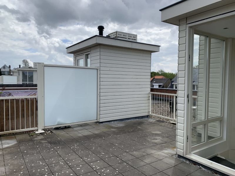 Schooldwarsstraat 84