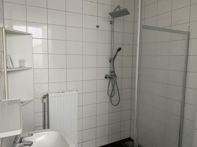 Schooldwarsstraat 84