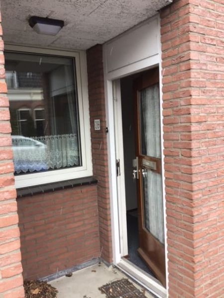 Raadhuisstraat 28