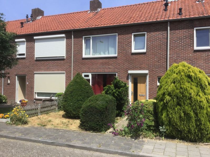 Emmastraat 12