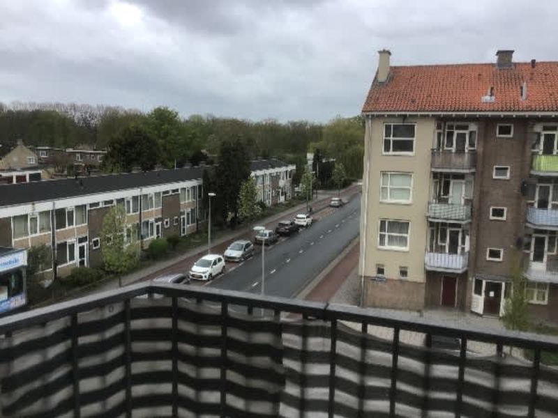 Henri Bergsonstraat 2