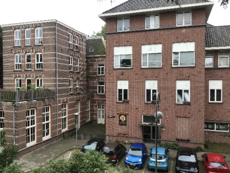 Jeltje de Bosch Kemperpad 146, 1054 PN Amsterdam, Nederland