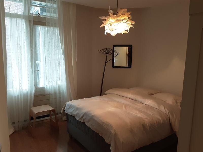 Admiraal de Ruijterweg 217