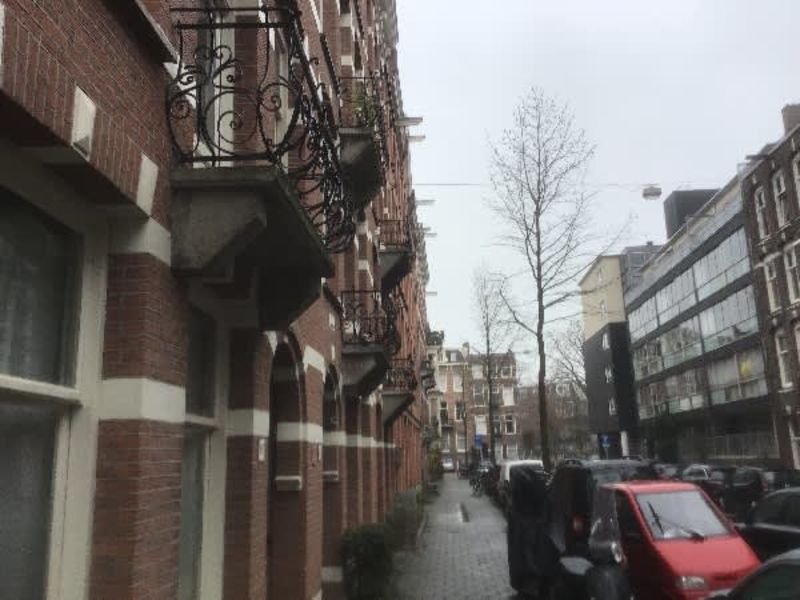 Tweede Helmersstraat 107