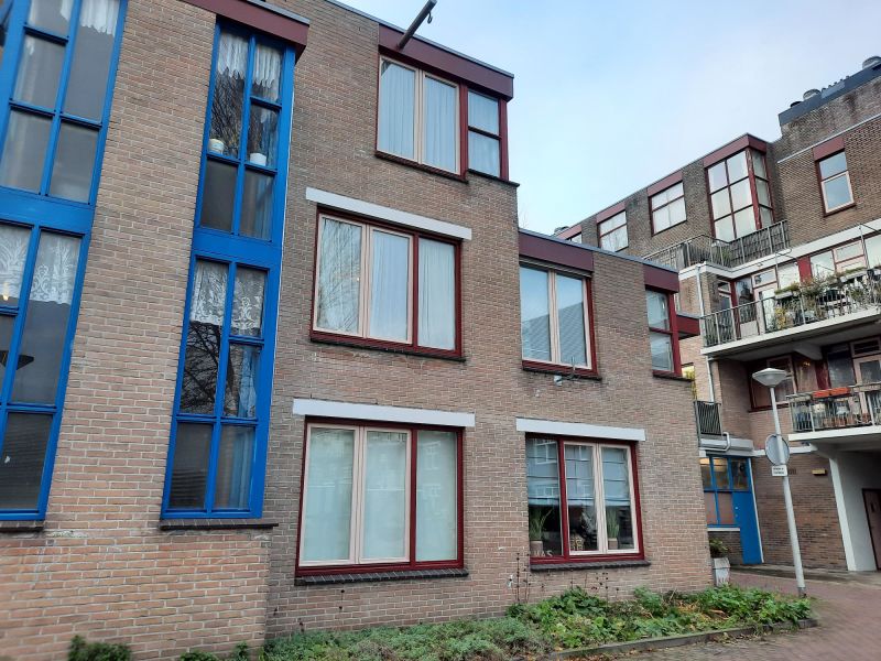Nieuwe Houttuinen 83, 1013 DB Amsterdam, Nederland