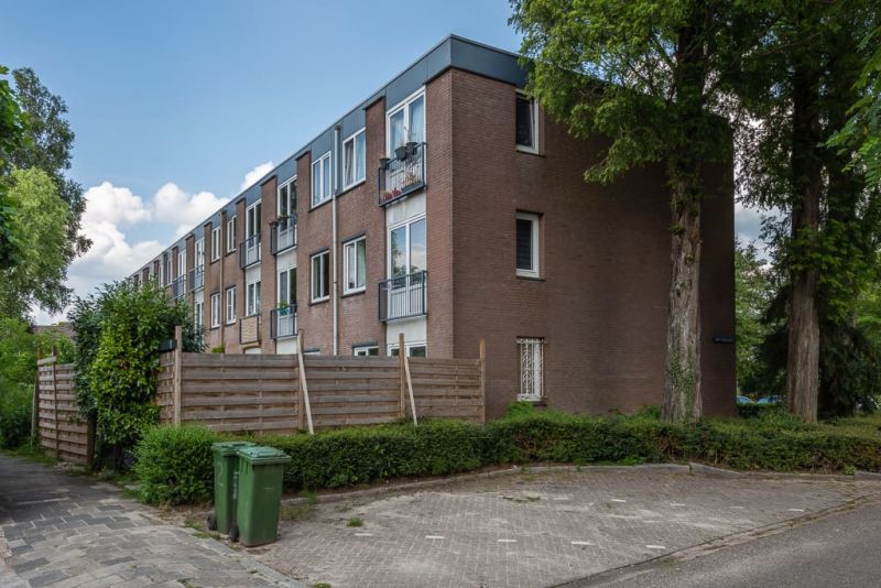 Scharroosingel 28