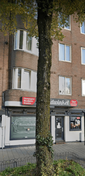 Van Woustraat 243, 1074 AS Amsterdam, Nederland