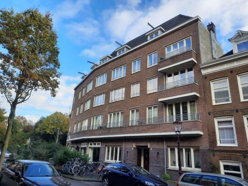 Overamstelstraat 28