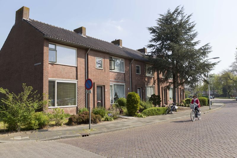 Steenbakkersstraat 33, 3342 BT Hendrik-Ido-Ambacht, Nederland