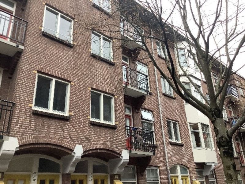 Tolstraat 31, 1073 SC Amsterdam, Nederland
