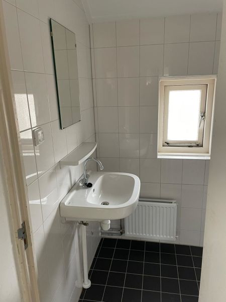 Van Leeuwenstraat 59