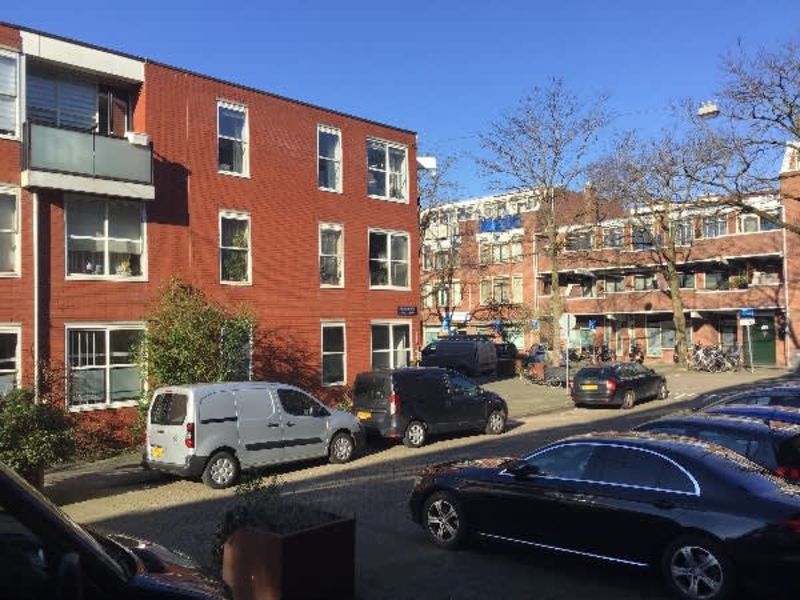 Schoolmeesterstraat 9