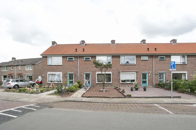 Bernhardstraat 39, 3862 CH Nijkerk, Nederland