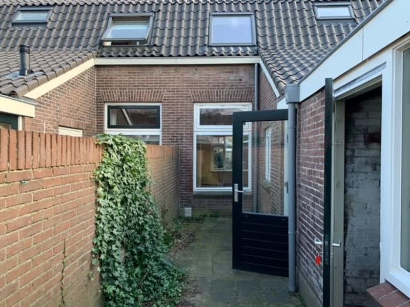 Van Leeuwenhoekstraat 15