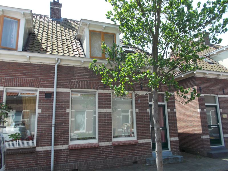 Van Hogendorpstraat 22