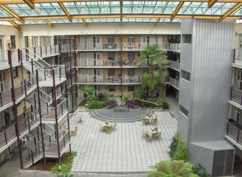 Johan van Oldenbarneveltlaan 203