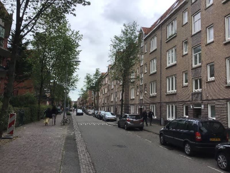 Van Hogendorpstraat 825