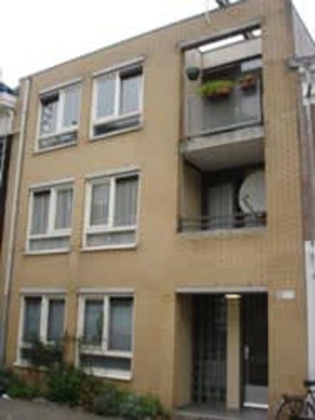 Dora Tamanaplein 35, 1074 JL Amsterdam, Nederland