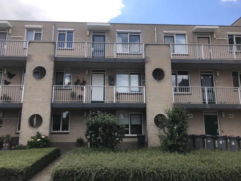 Pastoor Bronsgeeststraat 42