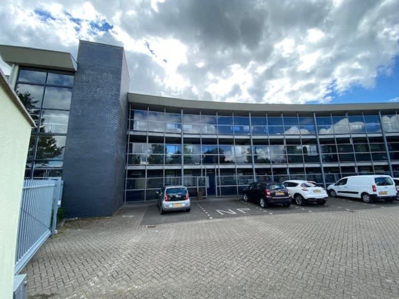 Notaris A.H. Agessingel 3A