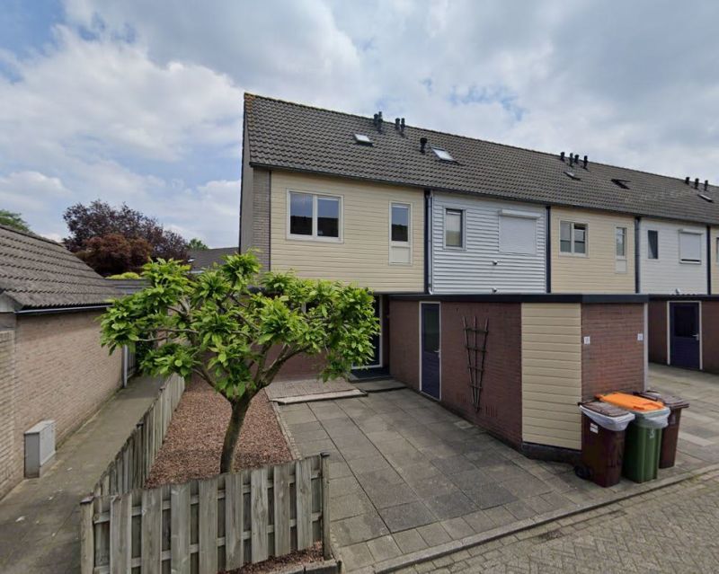 Van der Helststraat 18, 6717 VR Ede, Nederland