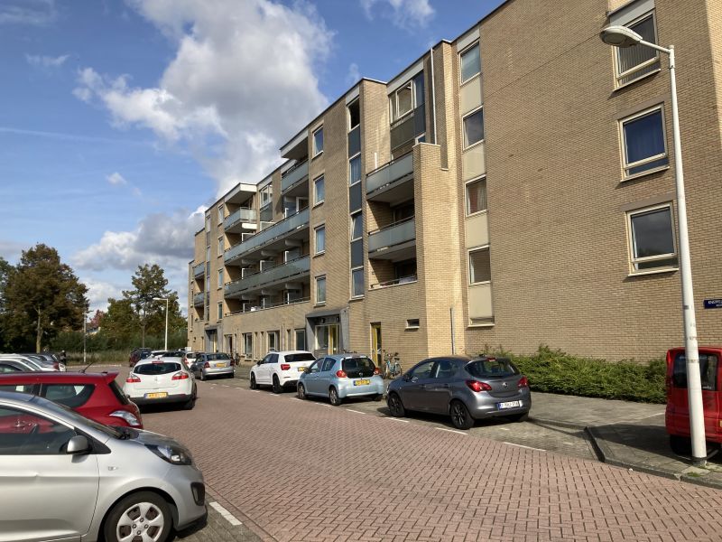 Kneppelweg 132, 1104 MD Amsterdam, Nederland