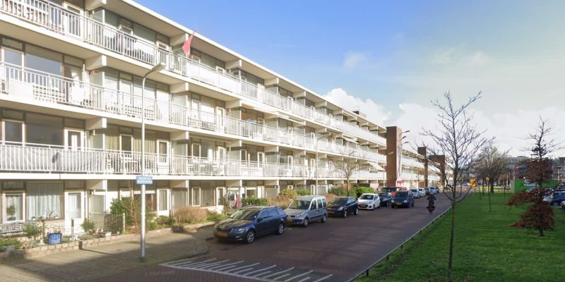 Burgemeester Weertsplantsoen 57, 2071 PB Santpoort-Noord, Nederland